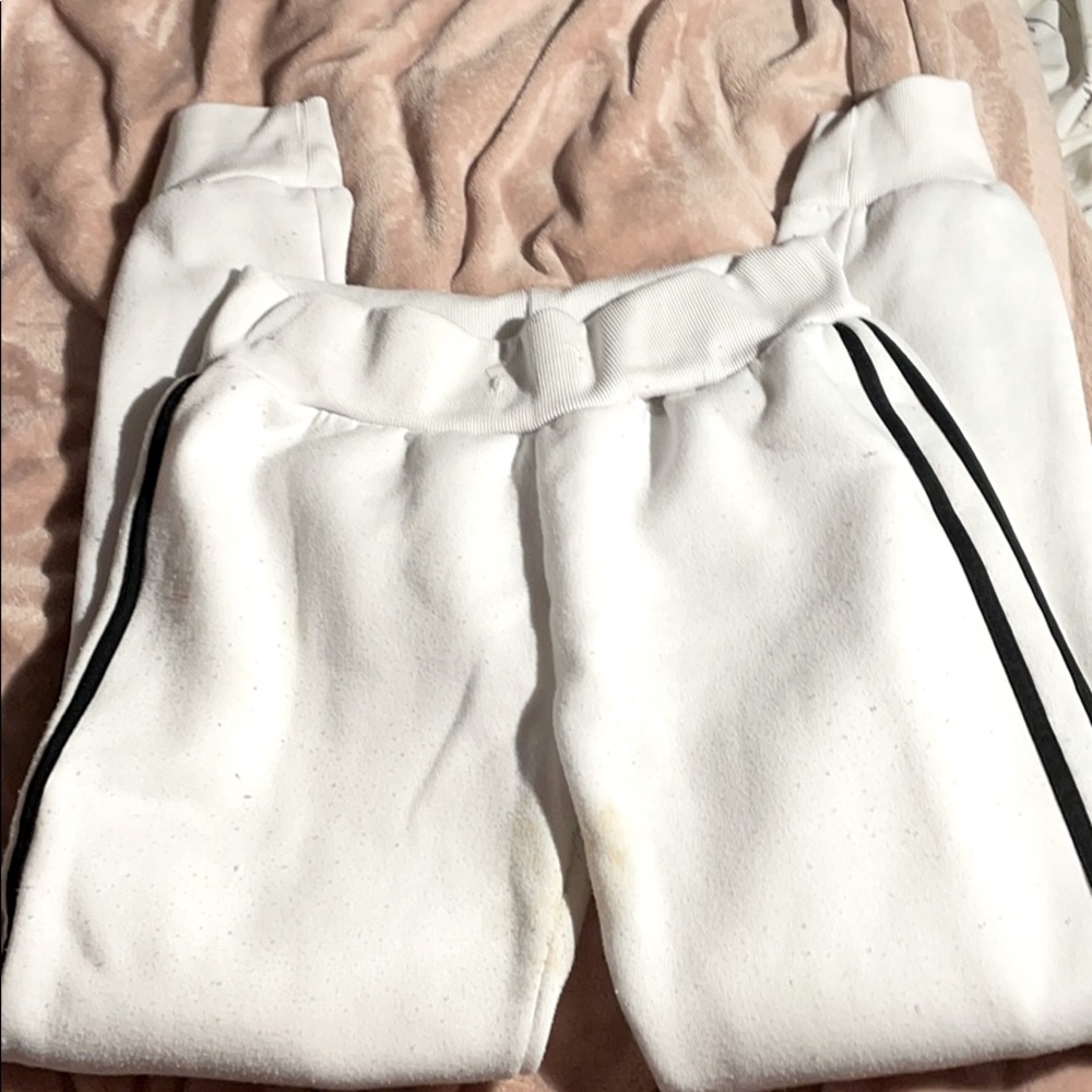 sweat pants